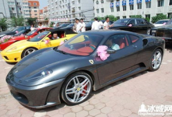 豪华车队震惊中央视频,中央视频记录非凡时刻