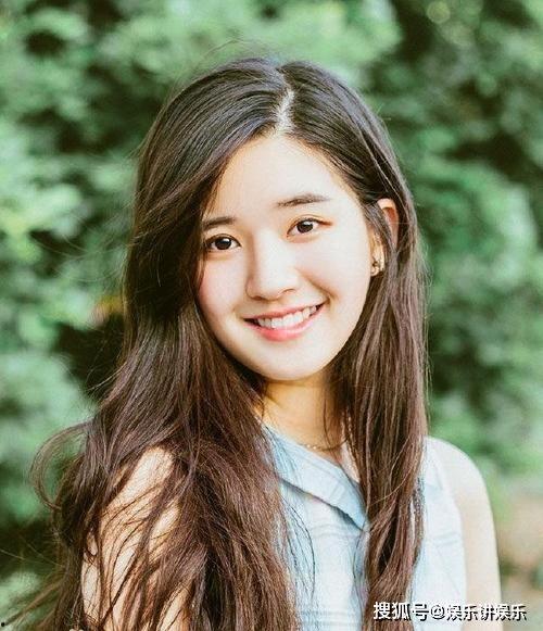 娱乐吃瓜女艺人被拉黑了,吃瓜女艺人被神秘拉黑，背后真相引人猜测”